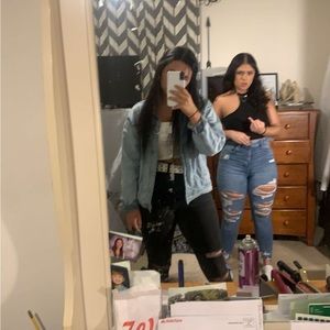 Meet your Posher, Leanna